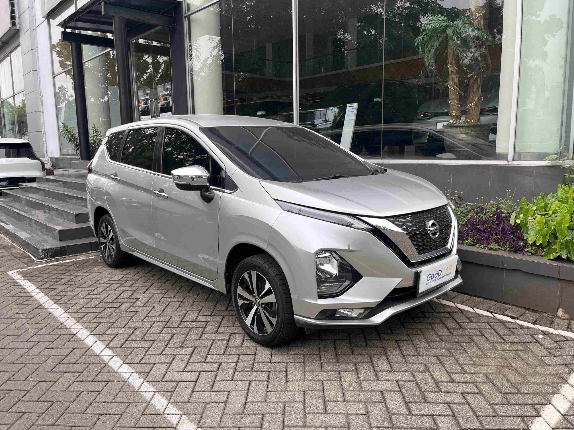Mobil All New Livina 2019 Bekas