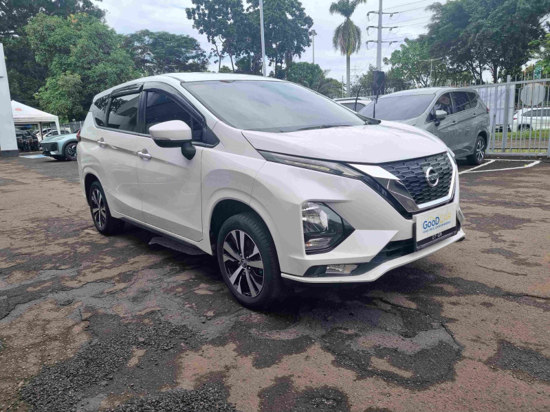 Mobil All New Livina 2021 Bekas