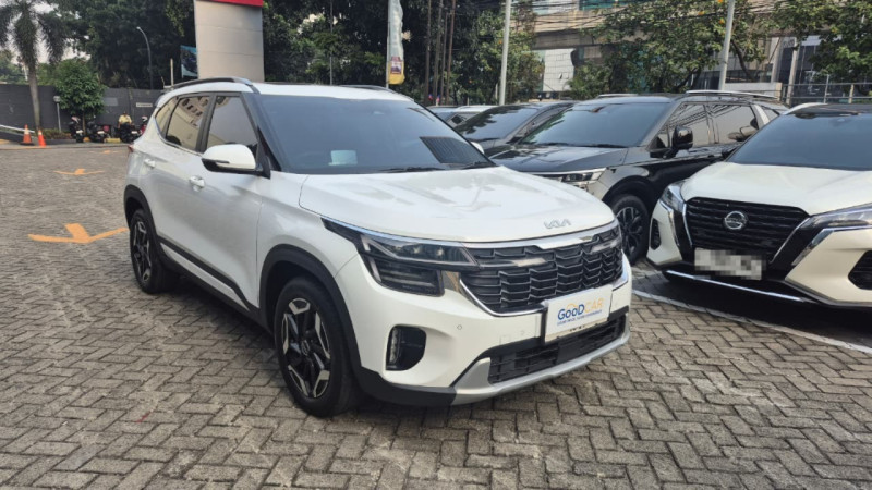 Mobil Seltos 2024 Bekas
