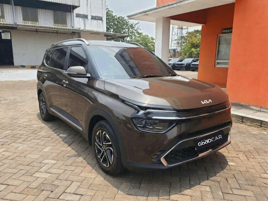Mobil Carens 2022 Bekas