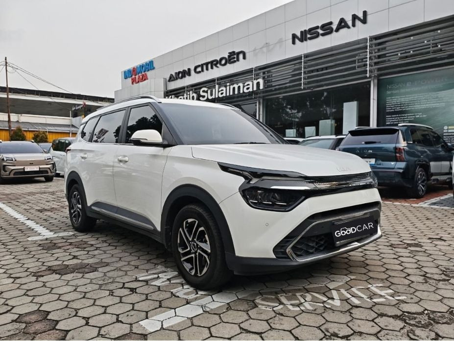 Mobil Carens 2024 Bekas